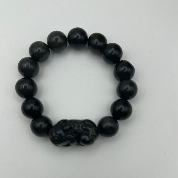 Silver Sheen Black Obsidian Beaded Bracelet with Pixiu Bead - Picture 12 of 15